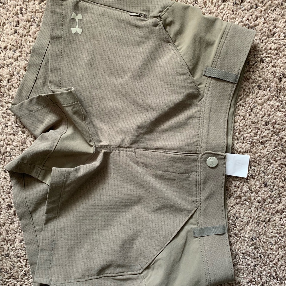 Olive green stretch Under Armour storm shorts